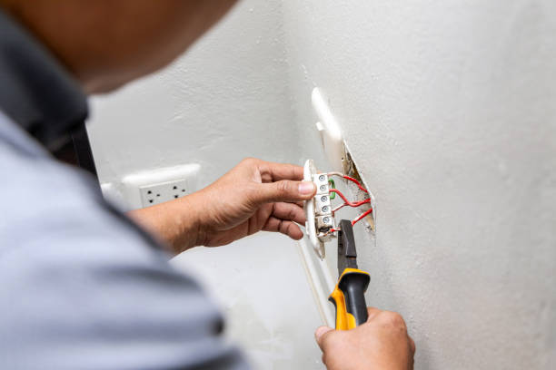 Best Commercial Electrician Services  in Samsula Spruce Creek, FL